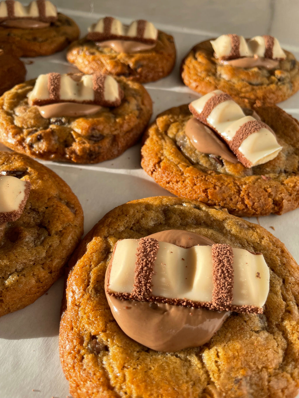 Assorted box of 9 stuffed cookies